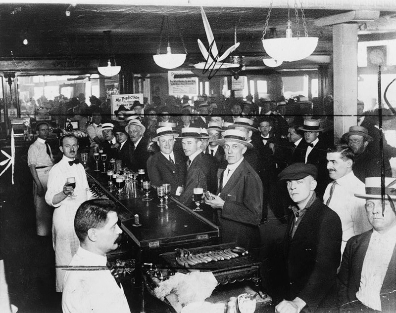 Illustration for article titled Boozy Snapshots of American Life Under Prohibition